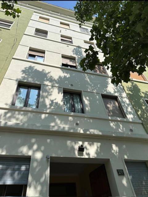 V28 Apartman Milánó Kültér fotó